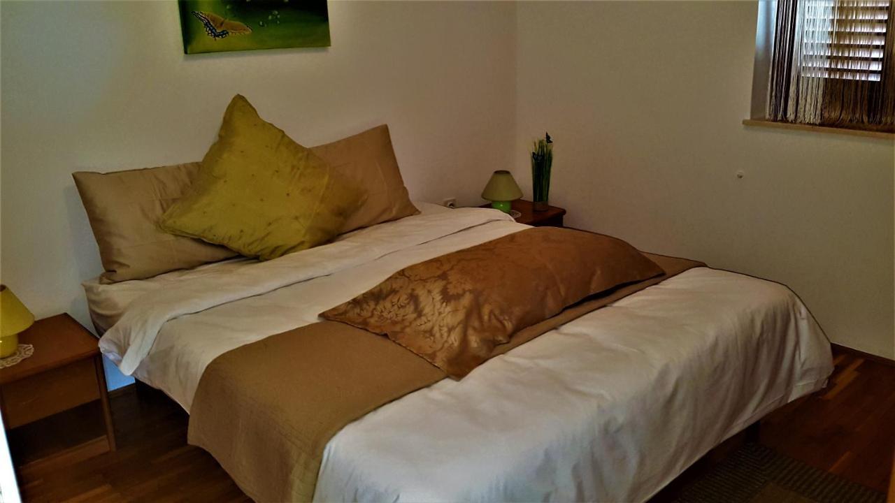 ראבץ Villamar Beachfront Apartments With Free Private Parking מראה חיצוני תמונה