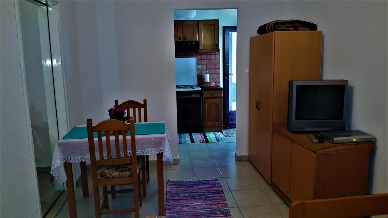 ראבץ Villamar Beachfront Apartments With Free Private Parking מראה חיצוני תמונה