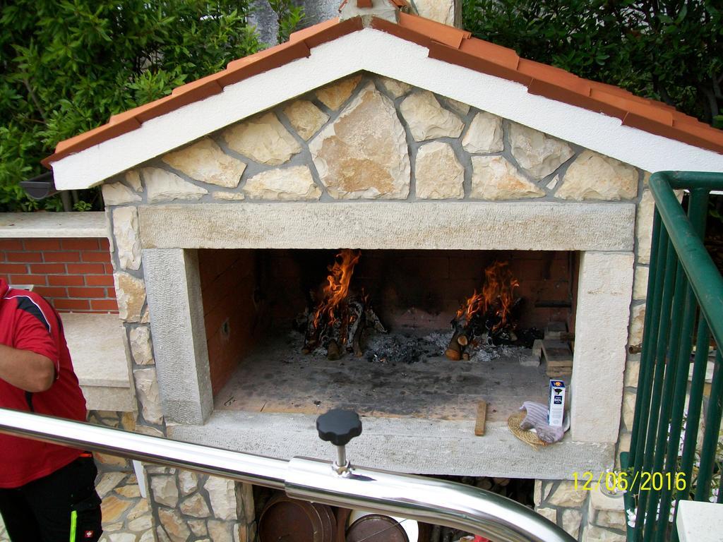 ראבץ Villamar Beachfront Apartments With Free Private Parking מראה חיצוני תמונה