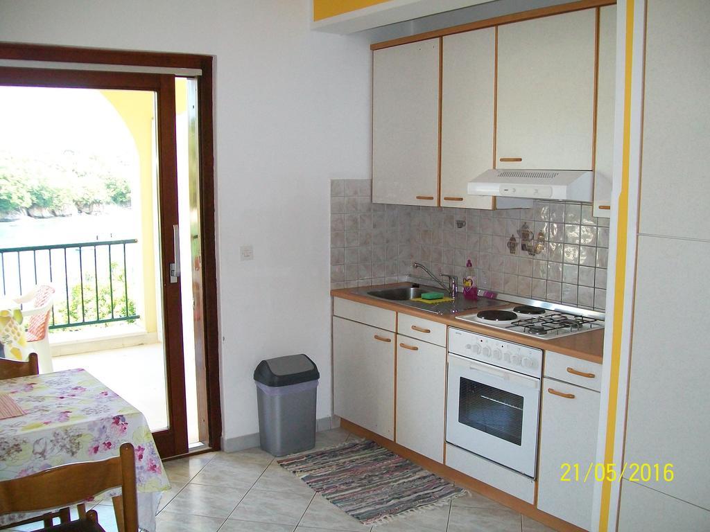 ראבץ Villamar Beachfront Apartments With Free Private Parking מראה חיצוני תמונה